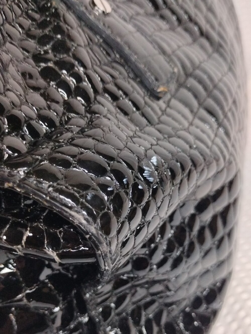 Michael Michael Kors Hamilton Black Croc-Embossed Patent Leather Tote Bag - Picture 9 of 16